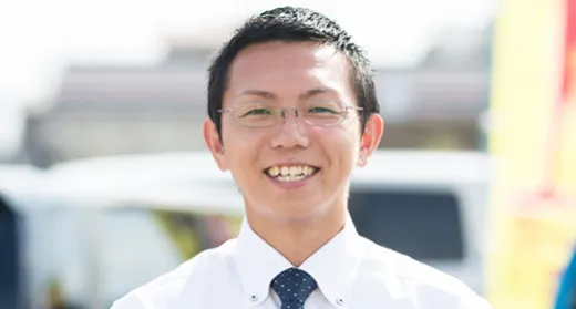 スタッフ紹介写真6